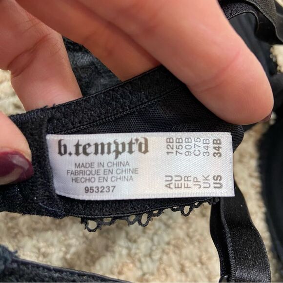 b.tempt'd Women's B. Enticing Contour Bra Black Size 34B - Picture 9 of 9